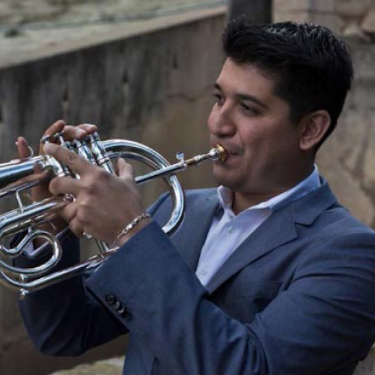 imagen El trompetista Pacho Flores actuará por primera vez junto a la OSUNCuyo.